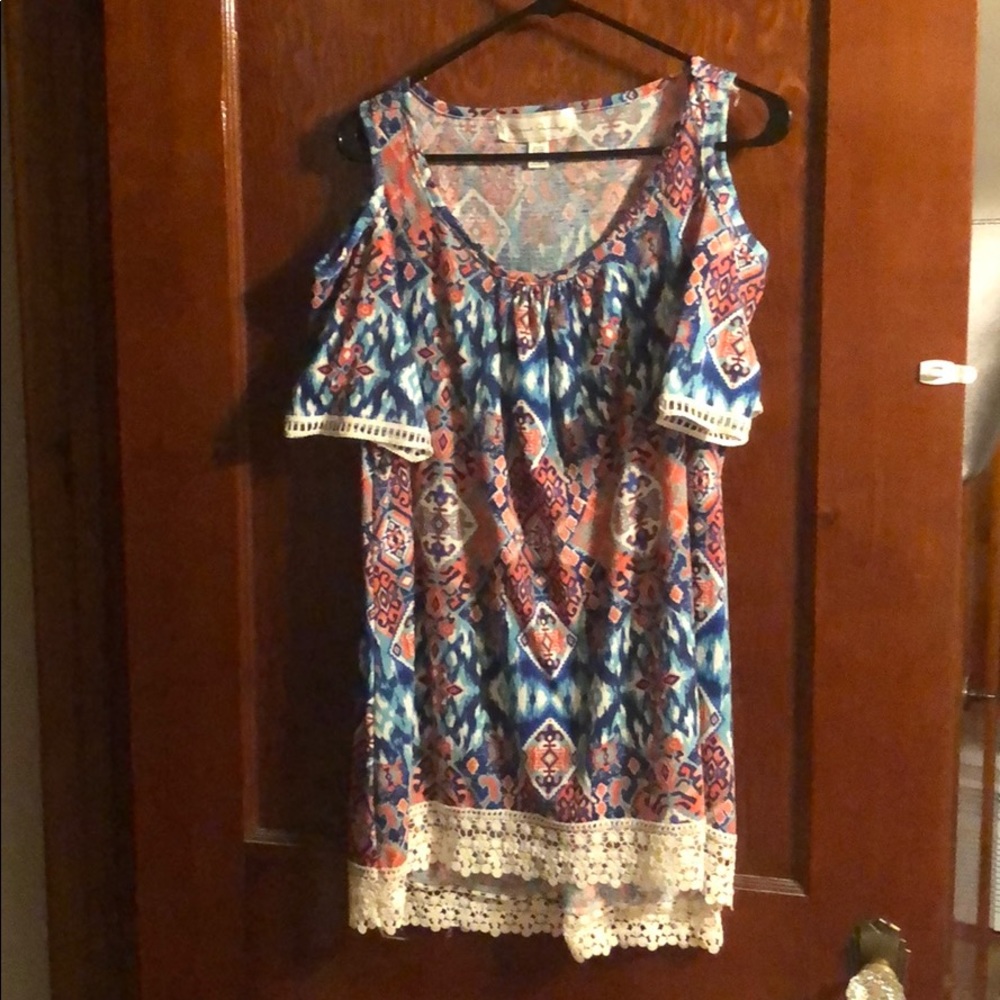 Womens Tunic Cold Shoulder Tee